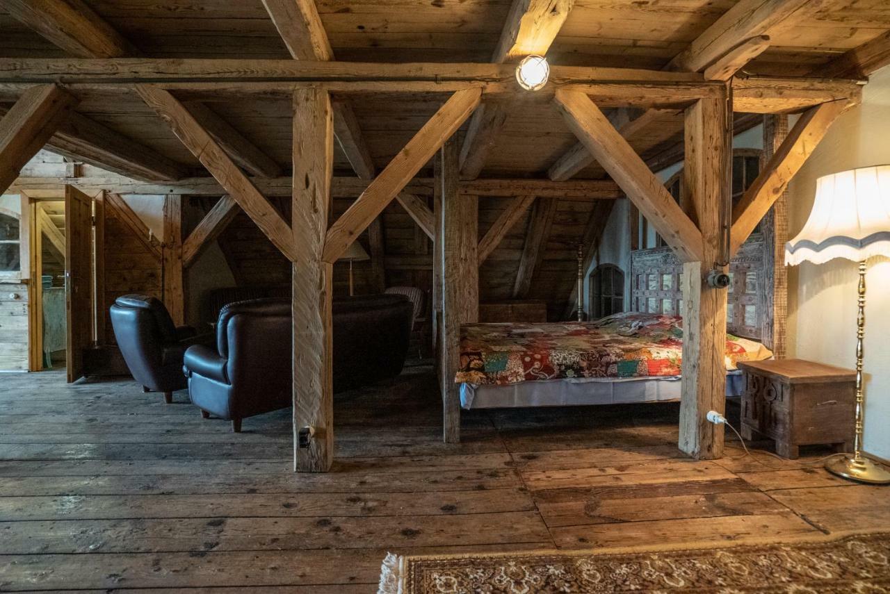 Fontaine Mansion Apartman Liepāja Kültér fotó