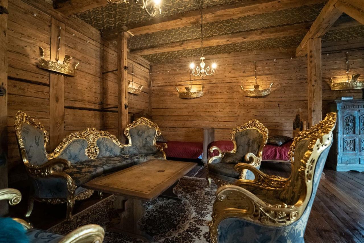 Fontaine Mansion Apartman Liepāja Kültér fotó
